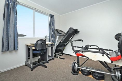 Photo of property in 20 Elisa Lane, Ranui, Auckland, 0612