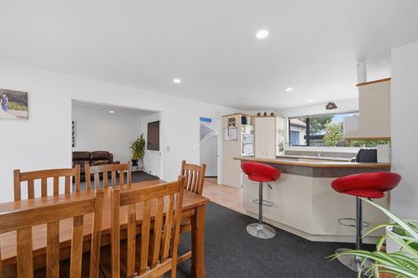 Photo of property in 24 Welsford Street, Woodend, 7610
