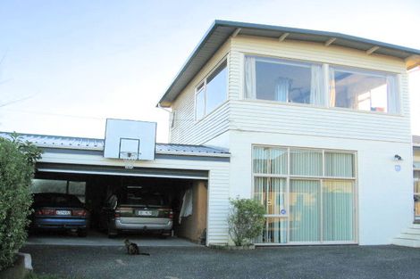 Photo of property in 10 Gull Lane, Mairangi Bay, Auckland, 0630