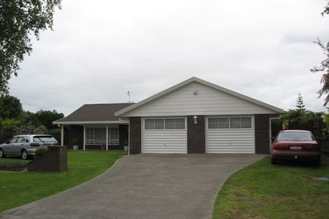 Photo of property in 7 Foxbridge Lane, Conifer Grove, Takanini, 2112