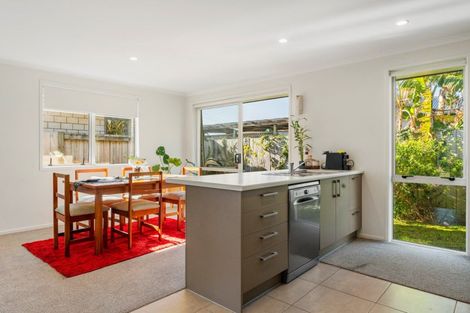 Photo of property in 10 Himalayan Close, Judea, Tauranga, 3110