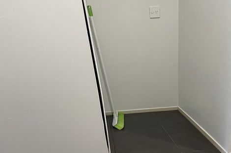 Photo of property in 1/636 Mount Wellington Highway, Mount Wellington, Auckland, 1062