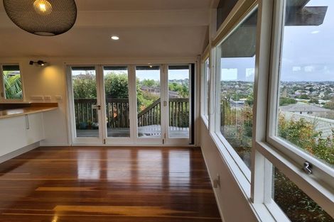 Photo of property in 173 Kowhai Road, Mairangi Bay, Auckland, 0630