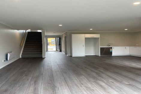 Photo of property in 74 Papatupu Way, Kumeu, 0810