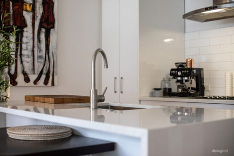 Photo of property in 21 Cliff Street, Raglan, 3225