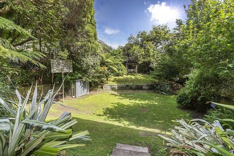 Photo of property in 8 Collier Avenue, Karori, Wellington, 6012