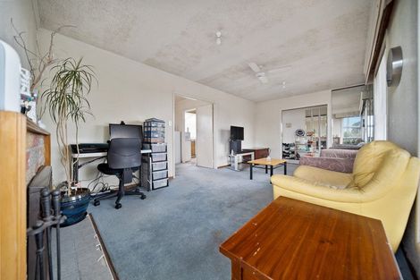 Photo of property in 9 Sutton Avenue, Mangere East, Auckland, 2024