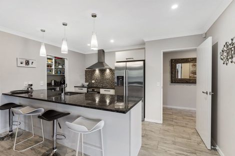 Photo of property in 5 Yusef Way, Levin, 5510