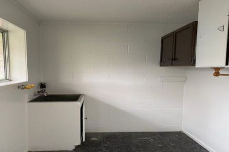 Photo of property in 1/106 Colwill Road, Massey, Auckland, 0614