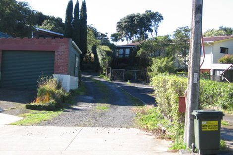 Photo of property in 15a Hammond Avenue, Hatfields Beach, Orewa, 0931