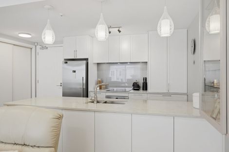 Photo of property in 107 Panorama Heights, Orewa, 0931