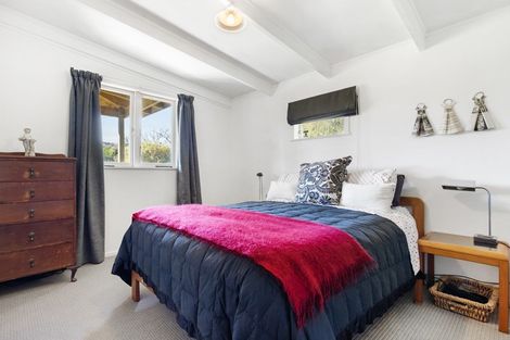 Photo of property in 130 Kimpton Road, Brookby, Auckland, 2576