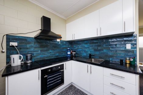 Photo of property in 27 Ada Street, Hokowhitu, Palmerston North, 4410