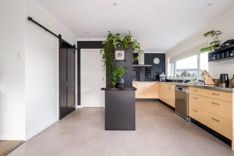 Photo of property in 2 Harbour View Terrace, Cass Bay, Lyttelton, 8082