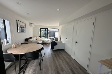 Photo of property in 6/5 Hikurangi Street, Te Atatu Peninsula, Auckland, 0610