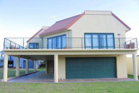 Photo of property in 101 Barrowclough Road, Whangamata, 3620