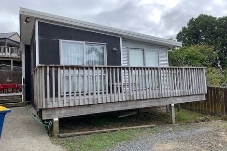 Photo of property in 8 Oreil Avenue, West Harbour, Auckland, 0618