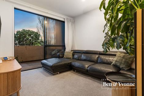 Photo of property in 8/2 Tahuhu Road, Mount Wellington, Auckland, 1062