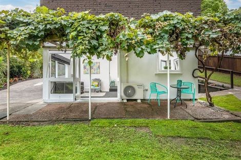 Photo of property in 38 Neal Avenue, Glenfield, Auckland, 0629