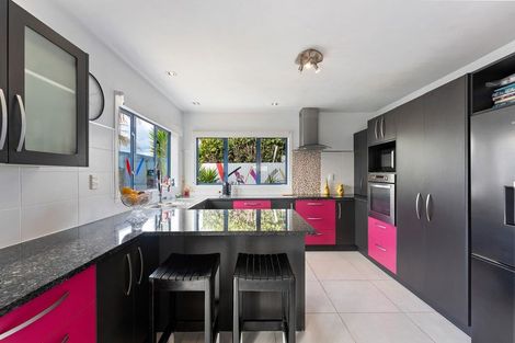 Photo of property in 100b Marine Parade, Otaki Beach, Otaki, 5512