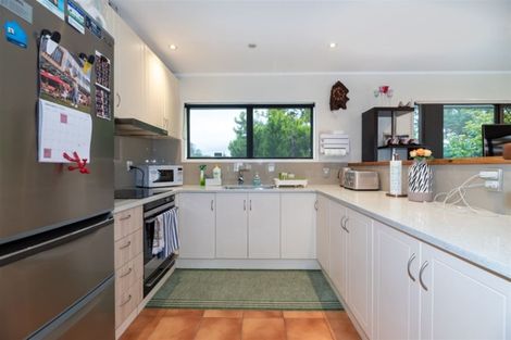 Photo of property in 92 Kemp Road, Massey, Auckland, 0614