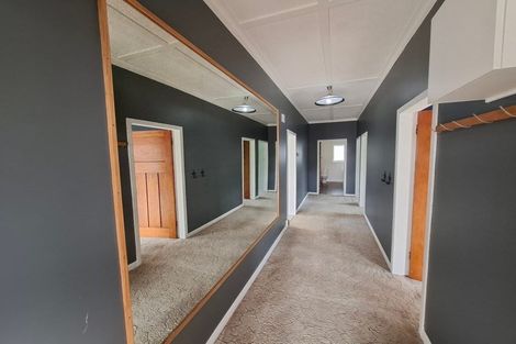 Photo of property in 18 Cumming Street, Okato, 4335