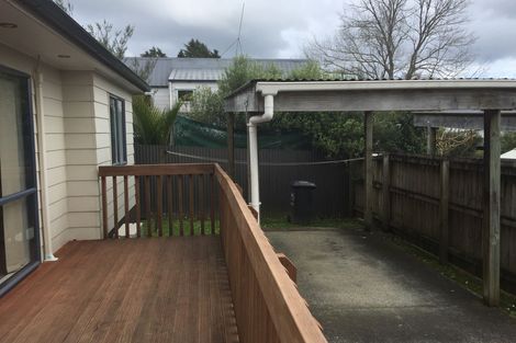 Photo of property in 162c Henderson Valley Road, Henderson, Auckland, 0612