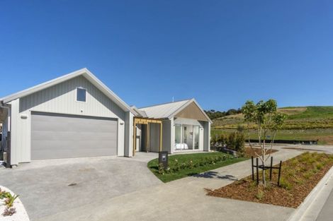 Photo of property in 23 Tawatawa Street, Long Bay, Auckland, 0630