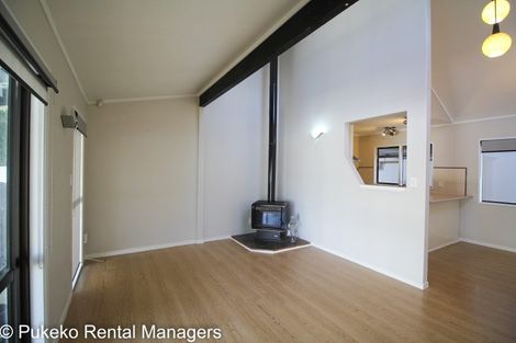 Photo of property in 1/23 Beaumaris Way, Conifer Grove, Takanini, 2112