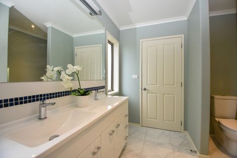 Photo of property in 17 Carrington Drive, Carterton, 5713