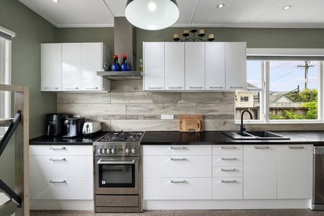 Photo of property in 50 Beach Road, Katikati, 3129