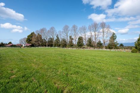 Photo of property in 70 Parerohi Grove, Kuratau, Turangi, 3381