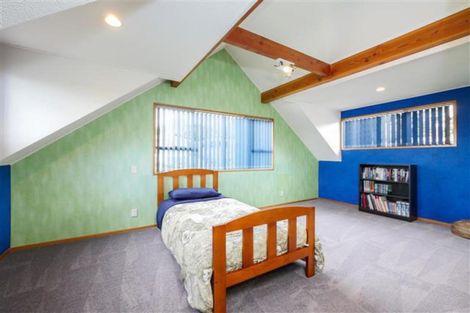 Photo of property in 11 Colquhoun Street, Glenross, Dunedin, 9011