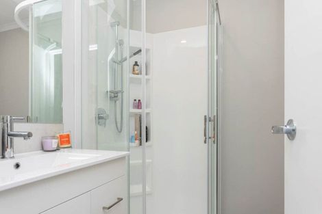 Photo of property in 8 Kawapani Lane, Kumeu, 0810