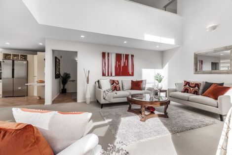 Photo of property in 19 Horotutu Road, Greenlane, Auckland, 1061