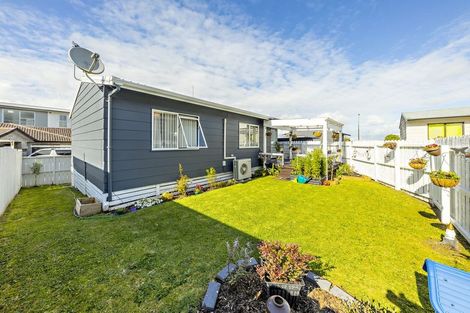 Photo of property in 3/34 Great South Road, Manurewa, Auckland, 2102