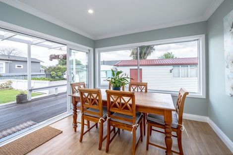 Photo of property in 105 Pownall Street, Masterton, 5810