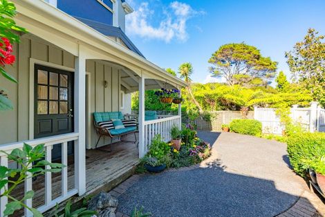Photo of property in 1032 Scenic Drive North, Swanson, Auckland, 0816