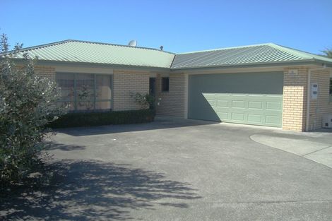 Photo of property in 8 Guildford Place, Rototuna North, Hamilton, 3210