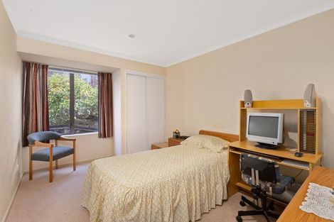 Photo of property in 11 Toledo Avenue, Henderson, Auckland, 0612