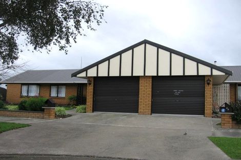 Photo of property in 26 Colonial Place, Kelvin Grove, Palmerston North, 4414