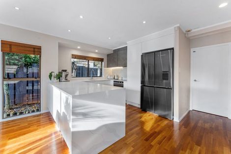 Photo of property in 1/10 Harley Road, Hauraki, Auckland, 0622