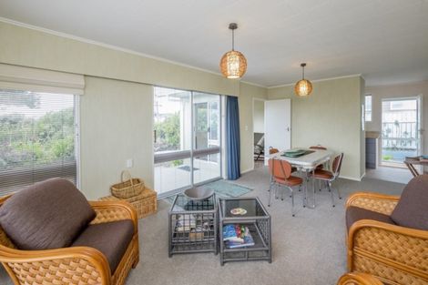 Photo of property in 41 Manuka Street, Otaki Beach, Otaki, 5512