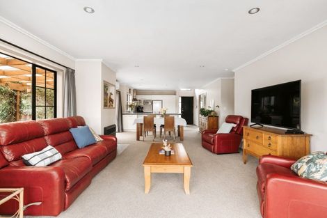 Photo of property in 52 Rosella Drive, Welcome Bay, Tauranga, 3112