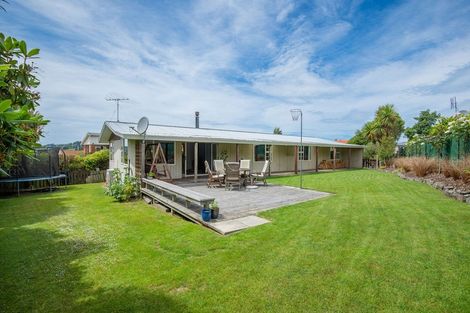 Photo of property in 49 Walton Park Avenue, Fairfield, Dunedin, 9018