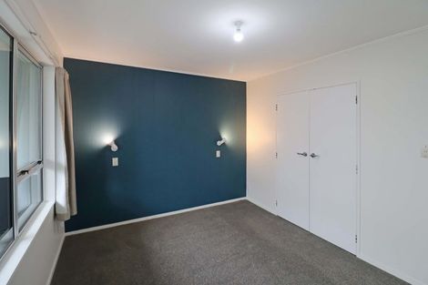 Photo of property in 11a Colchester Crescent, Newlands, Wellington, 6037