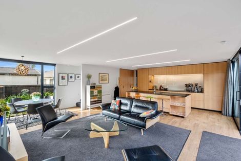 Photo of property in 53a Edward Avenue, Edgeware, Christchurch, 8013