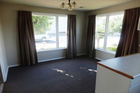 Photo of property in 2/2 Bowen Street, Upper Riccarton, Christchurch, 8041
