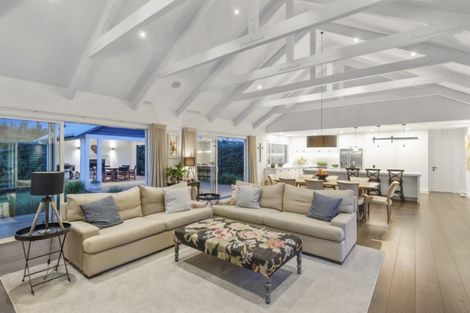 Photo of property in 215 Omaha Flats Road, Point Wells, Warkworth, 0986