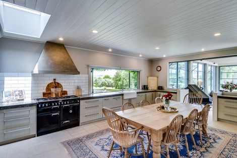 Photo of property in Mana Lodge, 125 Douglas Road, Poukawa, Hastings, 4178